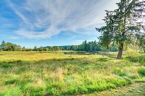 Washington Gem on 8.5 Acres: Clamming Nearby!