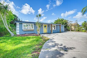 10 Mi to Bonita Beach: Pet-friendly Home w/ Yard!