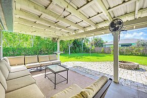 10 Mi to Bonita Beach: Pet-friendly Home w/ Yard!