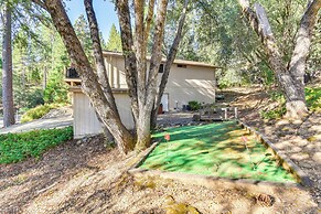 1 Mi to Pine Mountain Lake Marina: Yosemite Cabin!