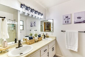 1 Mi to Pine Mountain Lake Marina: Yosemite Cabin!