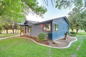 Prosser Home w/ Stunning Outdoor Space!