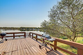 Waterfront Cottage w/ Dock & Views in Six Lakes!