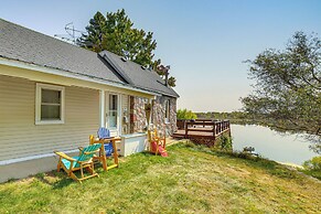 Waterfront Cottage w/ Dock & Views in Six Lakes!