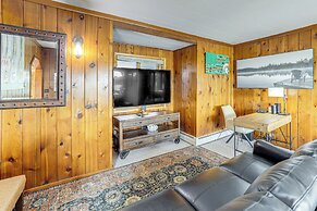 Waterfront Cottage w/ Dock & Views in Six Lakes!