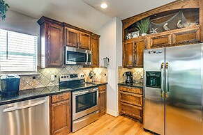 Walk to Beach: Galveston Home w/ Golf Cart!