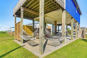 Walk to Beach: Galveston Home w/ Golf Cart!