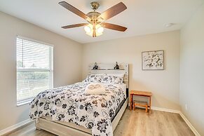 Canal-view Home w/ Grill in Cape Coral!