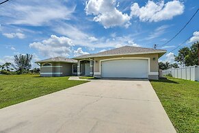 Canal-view Home w/ Grill in Cape Coral!