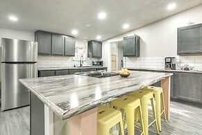 Home w/ Fire Pit & Foosball in Lake Texoma!