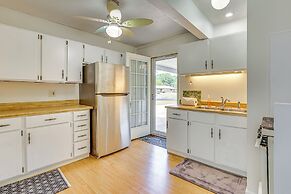 Peaceful Home Near Youngstown: Fenced Backyard!