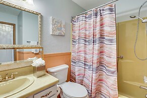 Peaceful Home Near Youngstown: Fenced Backyard!