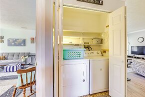 Peaceful Home Near Youngstown: Fenced Backyard!