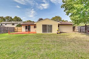 Peaceful Home Near Youngstown: Fenced Backyard!