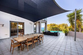 Bella Vista Heated Pool Spa With Stunning View