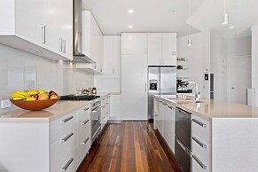 Bella Vista Heated Pool Spa With Stunning View