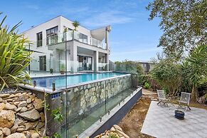 Bella Vista Heated Pool Spa With Stunning View