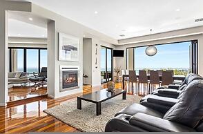 Bella Vista Heated Pool Spa With Stunning View