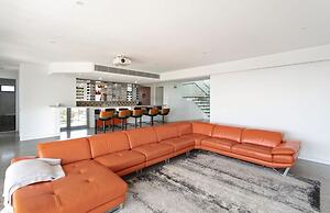 Point Haven Pool Basketball Court Bay Views