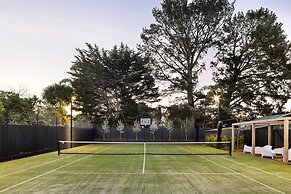 Maude Luxe Resort Style Amenities