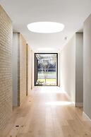 Maude Luxe Resort Style Amenities