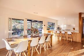 Galene Getaway Walk to Beach Pool Fire