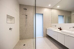 Galene Getaway Walk to Beach Pool Fire