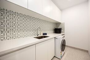 Galene Getaway Walk to Beach Pool Fire