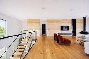 Middle of the Hill Countryside Estate