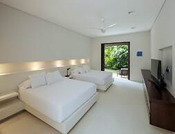w Amazing 4BR Villa at Mesa de Yeguas
