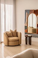 Blanc de Noir Luxe Grandeur Heated Pool and Spa