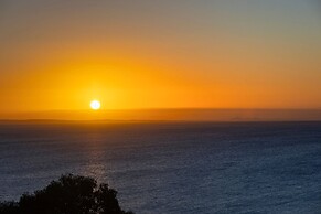 Blanc de Noir Luxe Grandeur Heated Pool and Spa