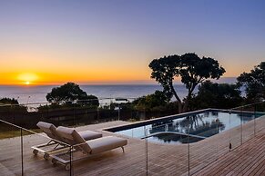 Blanc de Noir Luxe Grandeur Heated Pool and Spa