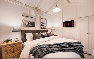 Bella s Cottage Spa Sauna Large Groups