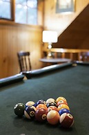 Onyx Retreat Healesville Luxury Lodge x Hot Tub