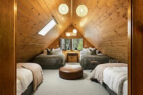 Onyx Retreat Healesville Luxury Lodge x Hot Tub