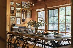 Onyx Retreat Healesville Luxury Lodge x Hot Tub