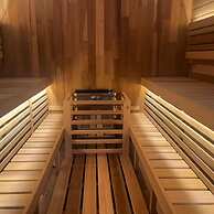 Onyx Retreat Healesville Luxury Lodge x Hot Tub