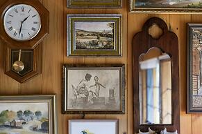 Onyx Retreat Healesville Luxury Lodge x Hot Tub