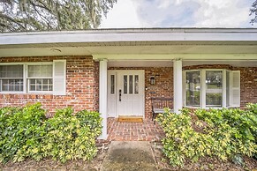 Beautiful Lake View Retreat Drivable To Theme Parks 3 Bedroom Home