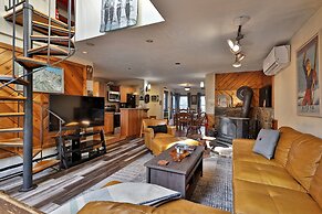 Vertical Drop 3 Bedroom Home