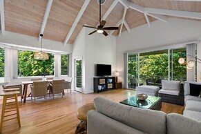 Hale Keoniana 5 Bedroom Home