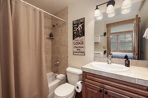 19th Hole 3 Bedroom Cabin