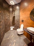 Yashvrinda Hotel and Resort