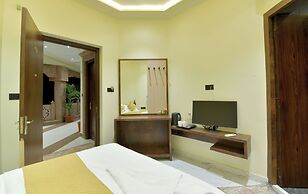 Yashvrinda Hotel and Resort