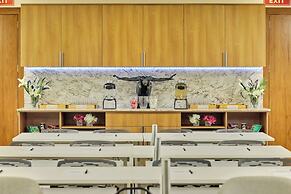 GoSavvy Executive Residences - Three Bedroom