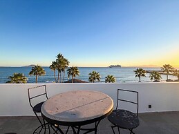 BAJA MIA SUITES AND TOURS