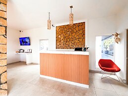BAJA MIA SUITES AND TOURS