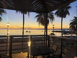 BAJA MIA SUITES AND TOURS