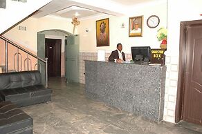 Arlington Hotels and Suites LTD